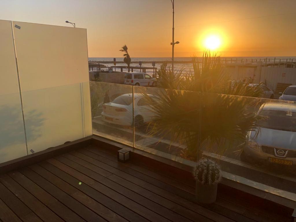 Beach Lux Apartment Haifa Ngoại thất bức ảnh